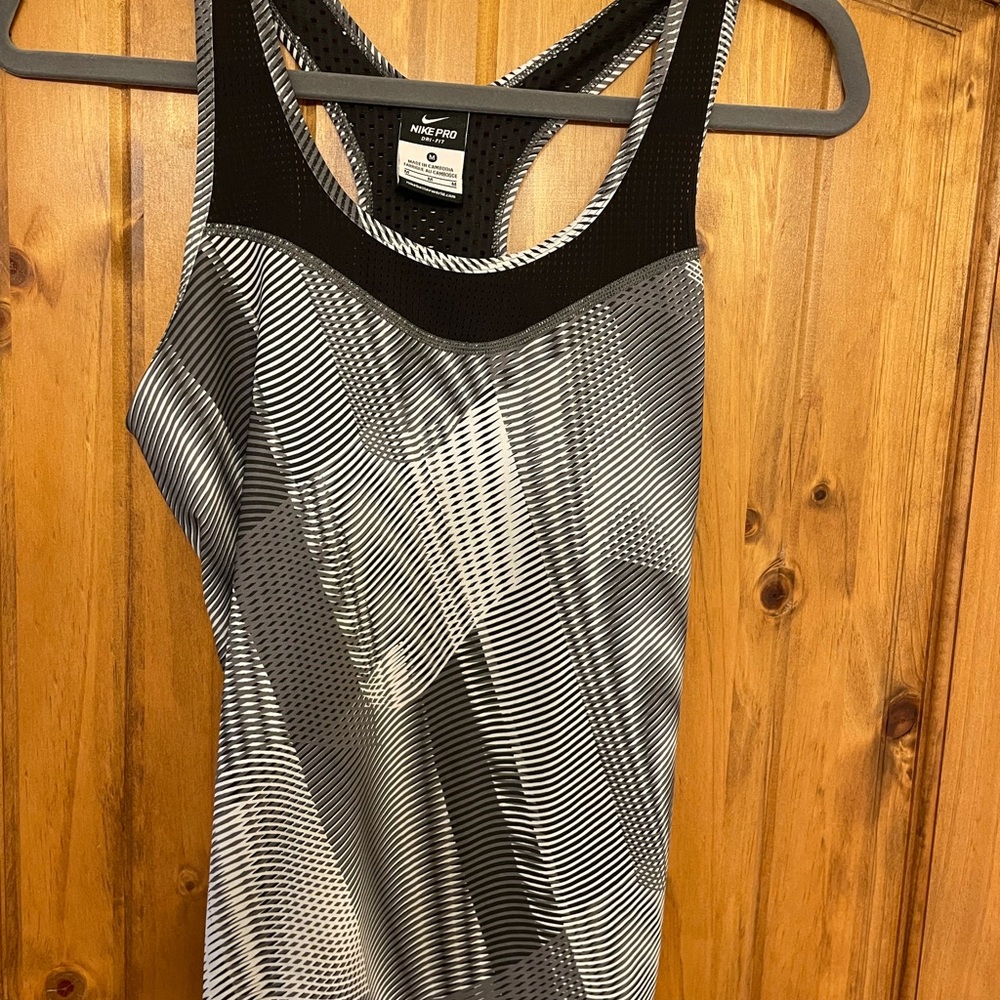 Nike tank top